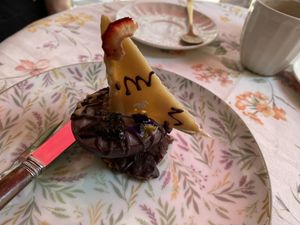 Another view of the vegan boat treat  at La Cabosse Enchantée in La Rochelle