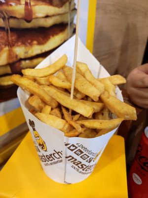  at Peterland Napoli - Piazza del Gesù in Naples