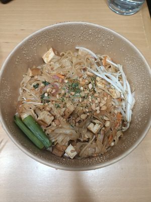 Pad Thai vegano at Modern Food in Granollers