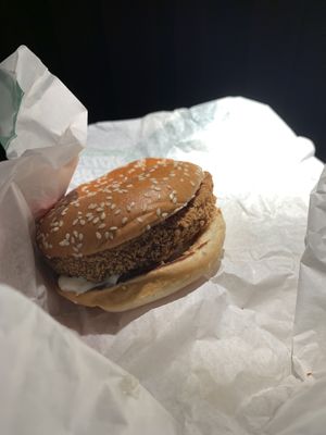 Vegan chicken burger   at MAX - Kungsgatan in Stockholm