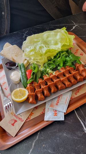  at Cigköftem in Innsbruck