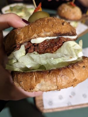 Vegan burger at Pawdy Neighbors  in Dubai