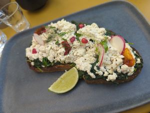 Tofu on toast at Pawdy Neighbors  in Dubai