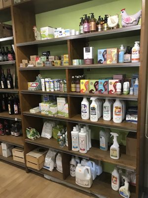 Home products and wine  at La Gallina Cubista in Pontremoli