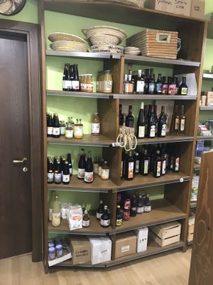 Wine, oil  at La Gallina Cubista in Pontremoli