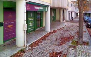 Takeaway shop near the parking lot at Spill the Greens in Lisbon