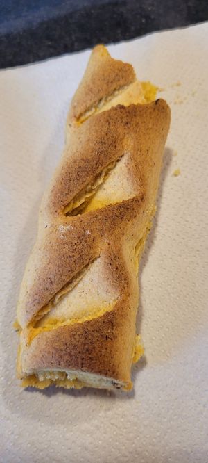 Vegan chipa at Natu Center Restaurant Vegetariano in Saltos Del Monday