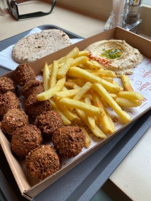  at Hummus Bar - Váci in Budapest