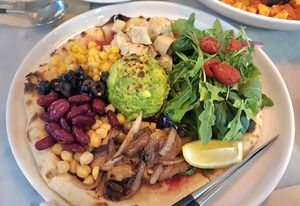 Vegan pizza salad (?) at The Goyang Restaurant 더고양식당 in Gyeonggi-do