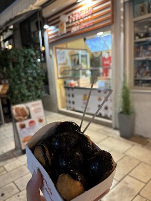 Mini doughnuts, chocolate sauce & oreos   at Jeti Sweet House Zadar in Zadar