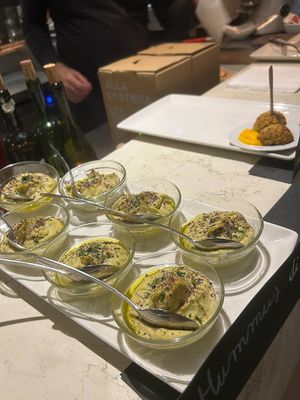hummus di piselli  at Osteria di Fuori Porta in Padua