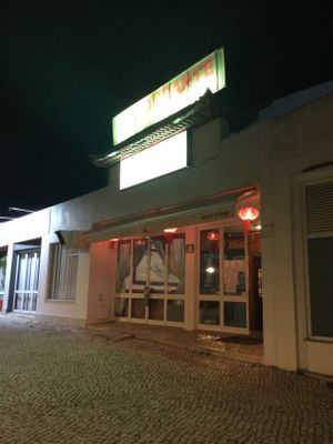 storefront at Nova China in Beja