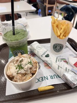 Cauliflower and wrap   at Vegan Burger - Dubai Mall in Dubai