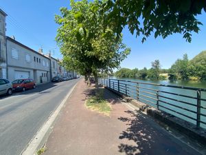 Outside the front of Le Parvis. Parking for a small payment. Further down (200m) there is free road parking. at Le Parvis in Saintes