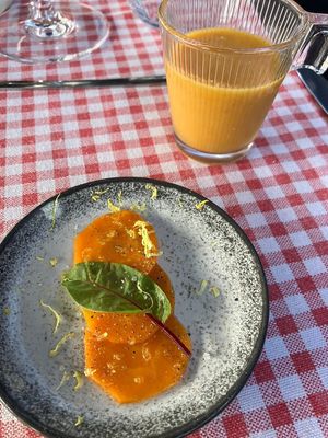   at Entre Nous in Hamois