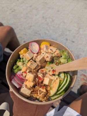  at Pokoon Poke Bar in Calais
