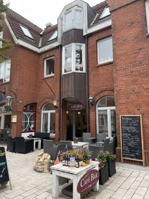 Gebäude von Außen   at Pittis CaféBar Föhr in Wyk Auf Foehr