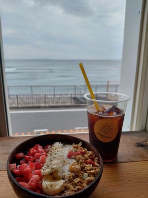  at The Sunrise Shack in Kamakura