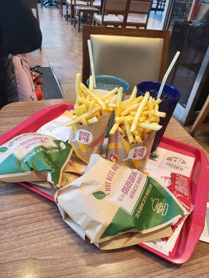  at Lotteria in Gyeongju