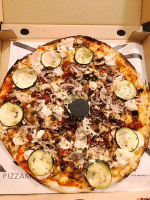 Delicious pizza😊 at Pizza Market in Barcelona