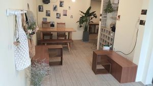 interior of location - seating at Thea 떼아 in Seoul