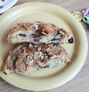 peanut butter cookie - inside at Thea 떼아 in Seoul