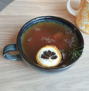 grapefruit black tea at Thea 떼아 in Seoul