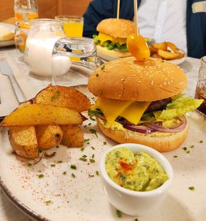 Burger with beyond meat at Bistro Verde in Copenhagen