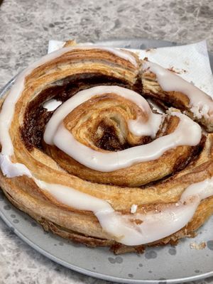 Cinnamon roll! 🤤   at Bistro Verde in Copenhagen