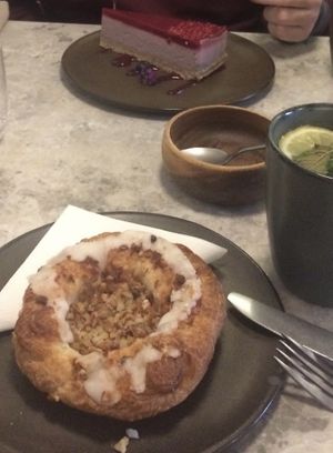 Dessert with cheese cake and cinnamon bun  at Bistro Verde in Copenhagen