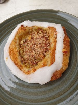 Danish pastry with vanilla custard inside at Bistro Verde in Copenhagen