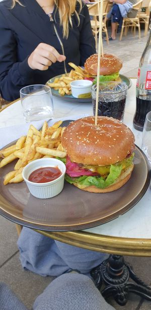 Double trouble burgers with french fries at Bistro Verde in Copenhagen