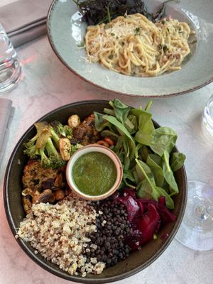 Protein buddha bowl - spaghetti carbonara 😍  at Bistro Verde in Copenhagen