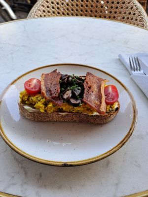 Tofu Scramble at Bistro Verde in Copenhagen