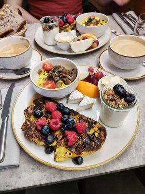 Weekend brunch w at Bistro Verde in Copenhagen