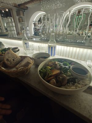 Protein Budha Bowl at Bistro Verde in Copenhagen