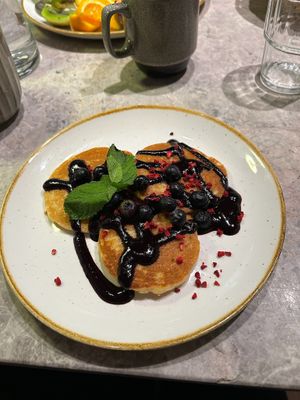 Blueberry pancakes at Bistro Verde in Copenhagen