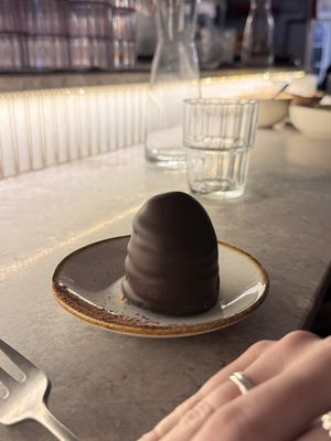 Cream puff  at Bistro Verde in Copenhagen