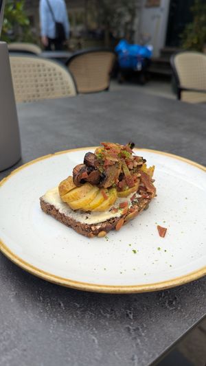Smørrebrød (potatoes toast) at Bistro Verde in Copenhagen