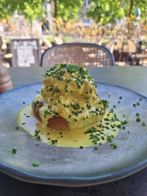 Tofu Benedict at Bistro Verde in Copenhagen