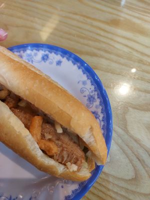 Bahn Mi #Veganuary at Tam Hoa Sen in Hoi An