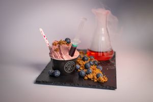 Blueberry cheescake ice cream at Brain2Freeze - Extreme Ice Cream in Antwerpen