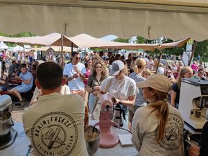The usual queue at our booth at Brain2Freeze - Extreme Ice Cream in Antwerpen