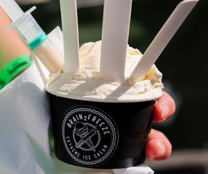 Passion fruit and white chocolate ice cream at Brain2Freeze - Extreme Ice Cream in Antwerpen