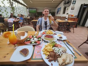 Gem of a place for Vegans!! I came here twice. Once for the vegan burger and once for the vegan gyros!! The owner was so lovely too. Really friendly and fully understood vegan requ at Soraya Restaurant in Crete