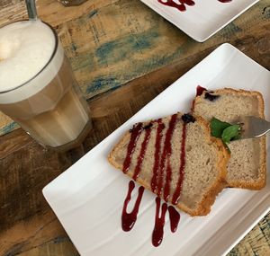 The banana bread was okay, but nothing special unfortunately. Great service and atmosphere though!  at Caféhmarn in Fehmarn