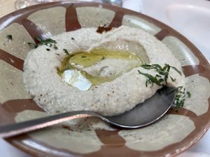 Hummus de berenjena  at Restaurante Monte Libano in Gran Canaria