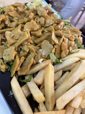 Carne vegetal con papas fritas  at Restaurante Monte Libano in Gran Canaria