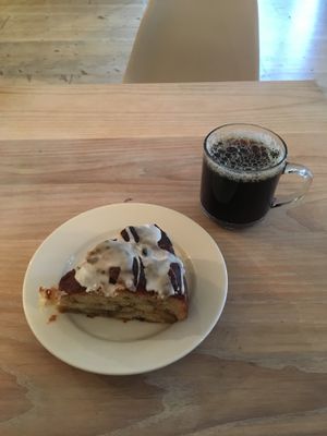 Apple raisin monkey bread and some fresh kitten coffee at Clementine Bakery in Brooklyn