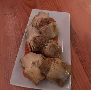 vegan artichokes   at Entre Hores in Barcelona